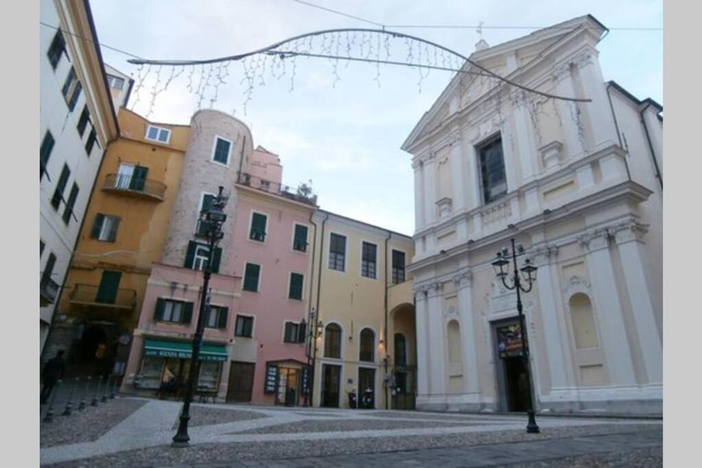 Studio Loft In The Center Sanremo For 3 People المظهر الخارجي الصورة