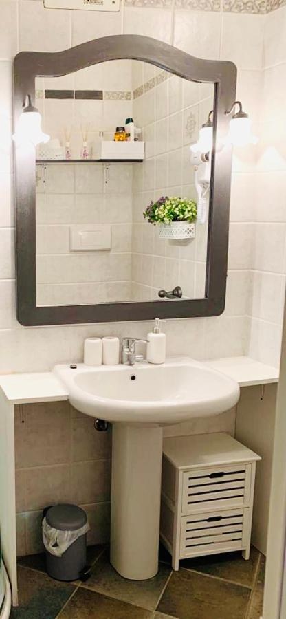 Studio Loft In The Center Sanremo For 3 People المظهر الخارجي الصورة